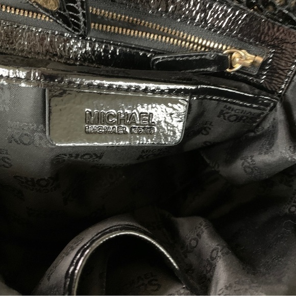 Michael Kors Black Embossed Beverly Satchel Paten Leather - Picture 6 of 14